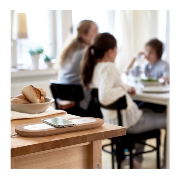 IKEA triple wireless charger - Picture 8 of 11